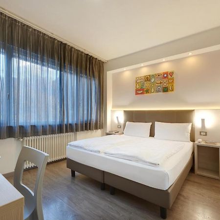 Hotel Ariston Bolzano Exteriör bild
