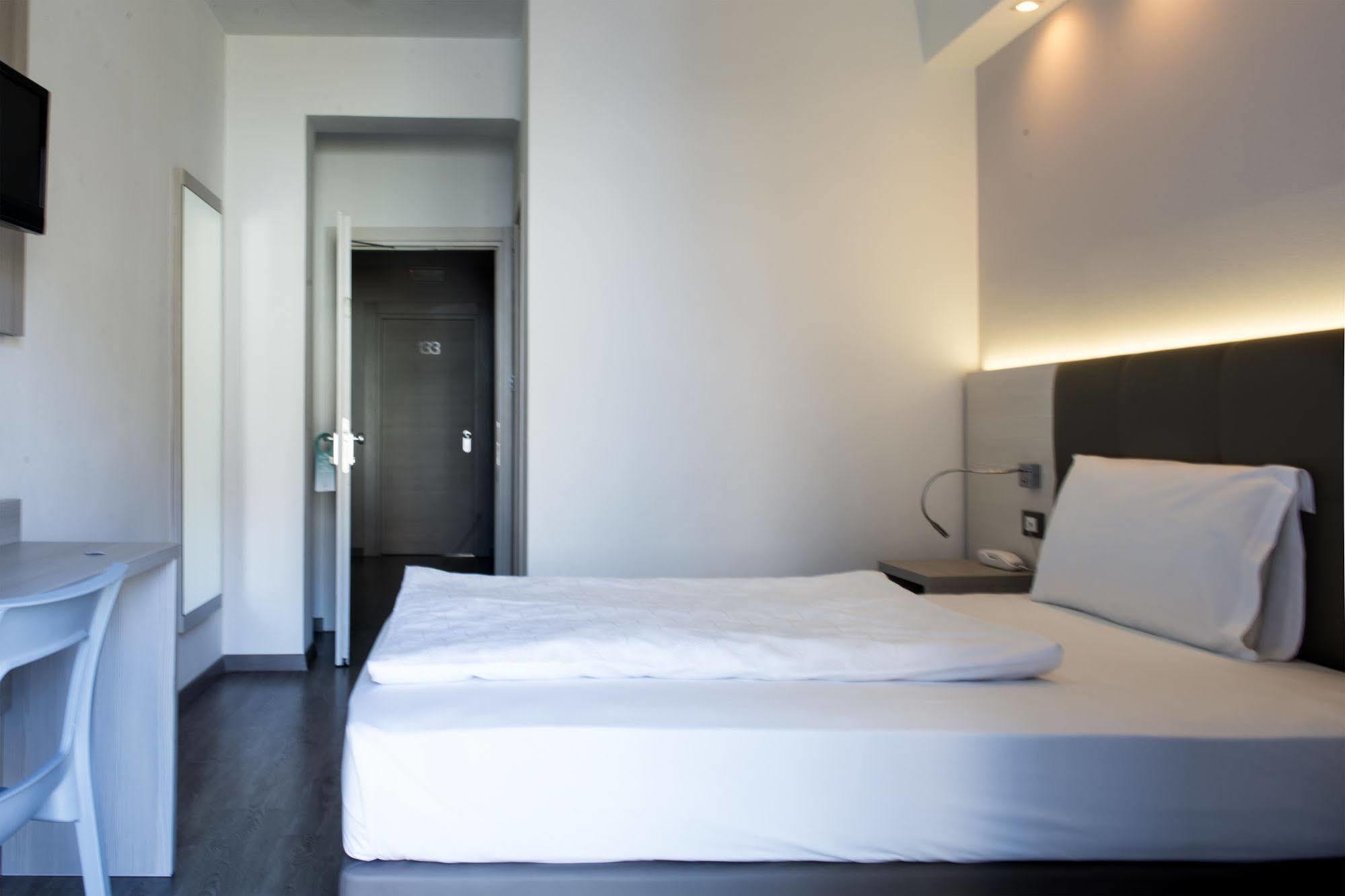 Hotel Ariston Bolzano Exteriör bild