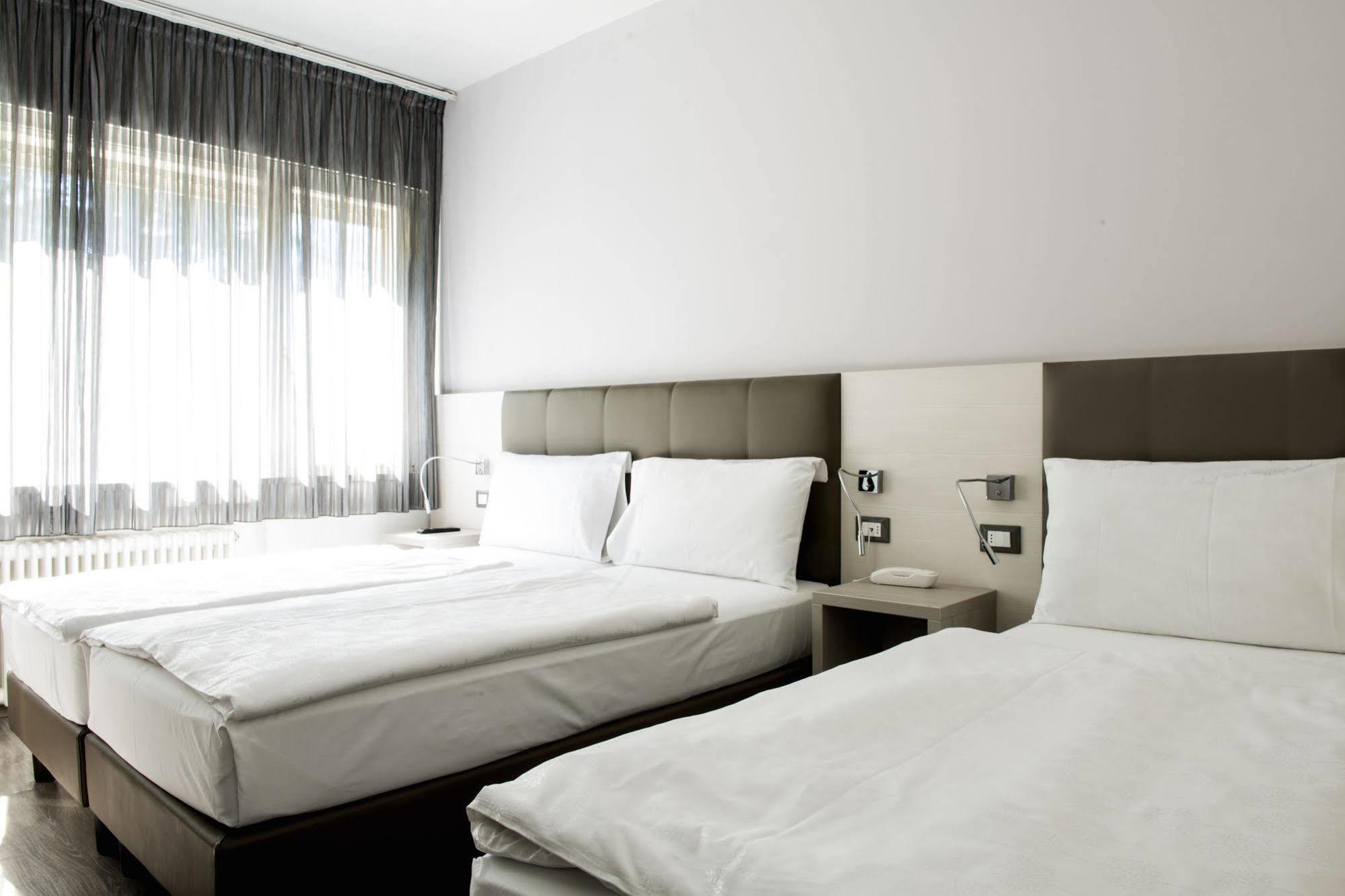 Hotel Ariston Bolzano Exteriör bild