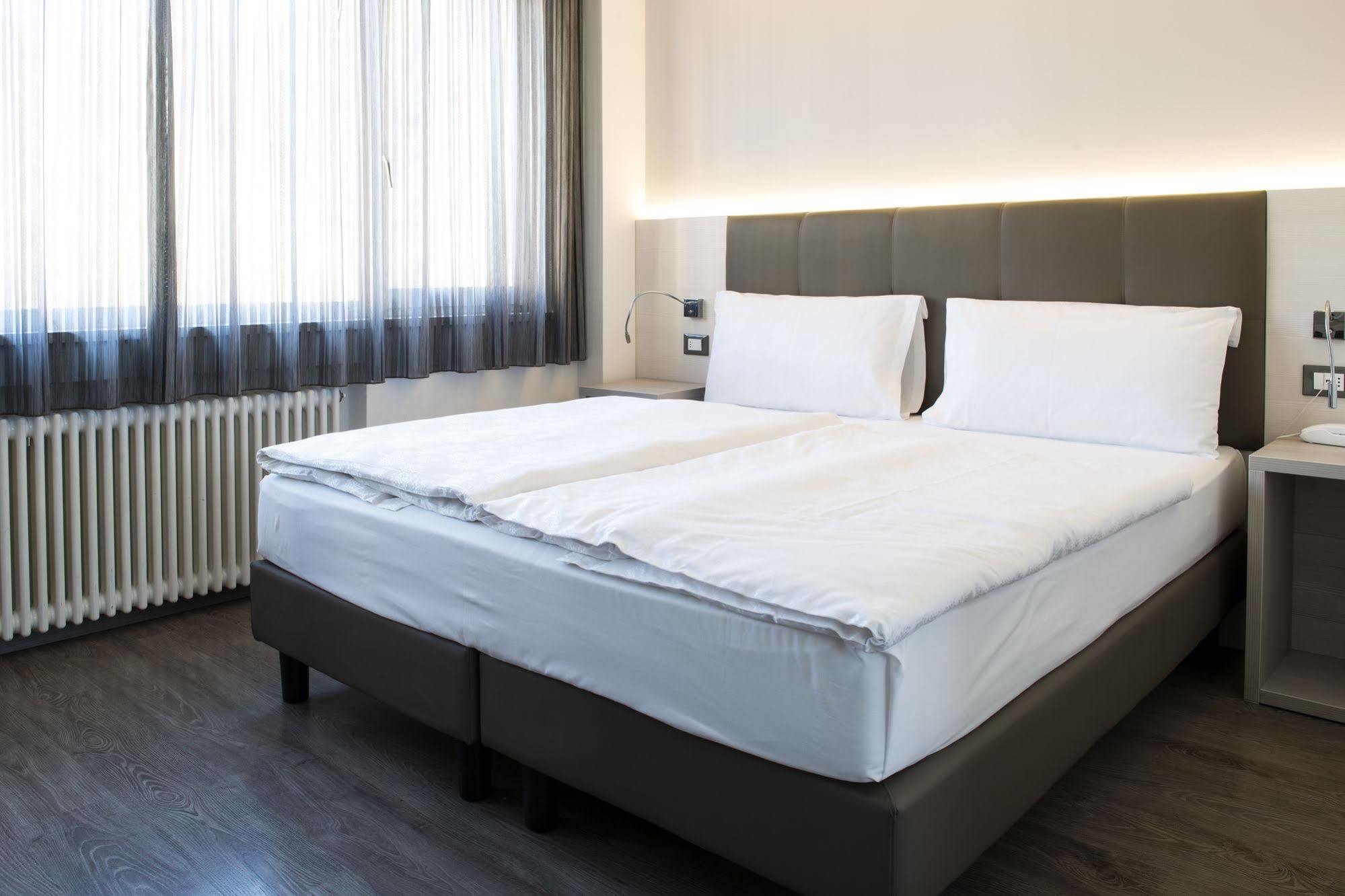 Hotel Ariston Bolzano Exteriör bild